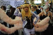 japan_expo_2015_stand_league_of_legend_riot_games_cosplay_ahri (2)